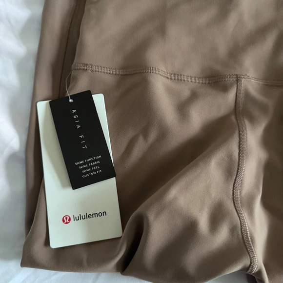 🆕🤎 Lululemon Asia Fit Wunder Train HR Tight 24” Hem Slit - Tauptastic Tan - Picture 5 of 14